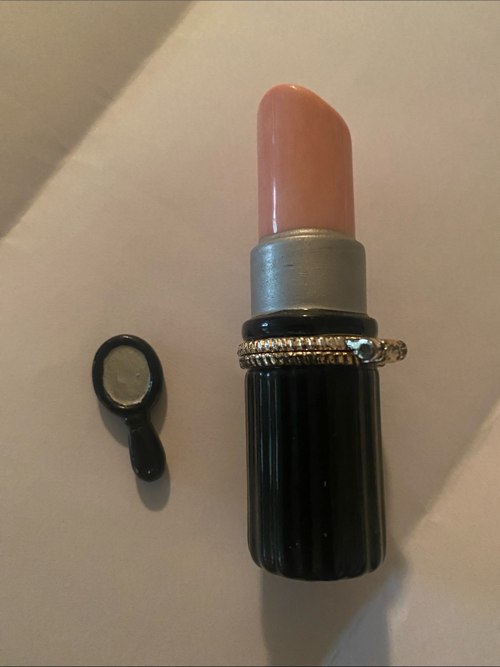 Beautiful porcelain hinged Lipstick trinket box